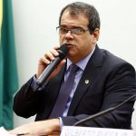 (Português do Brasil) Cirurgião-Dentista possui autorização legal para exercício da Harmonização Orofacial